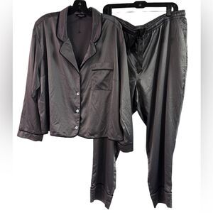 NWOT Express Gray & Black Satin Feel Pajama Set Size XL